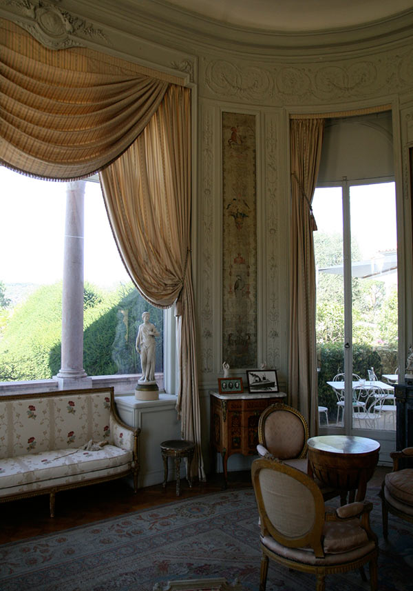 Villa-Ephrussi-salon