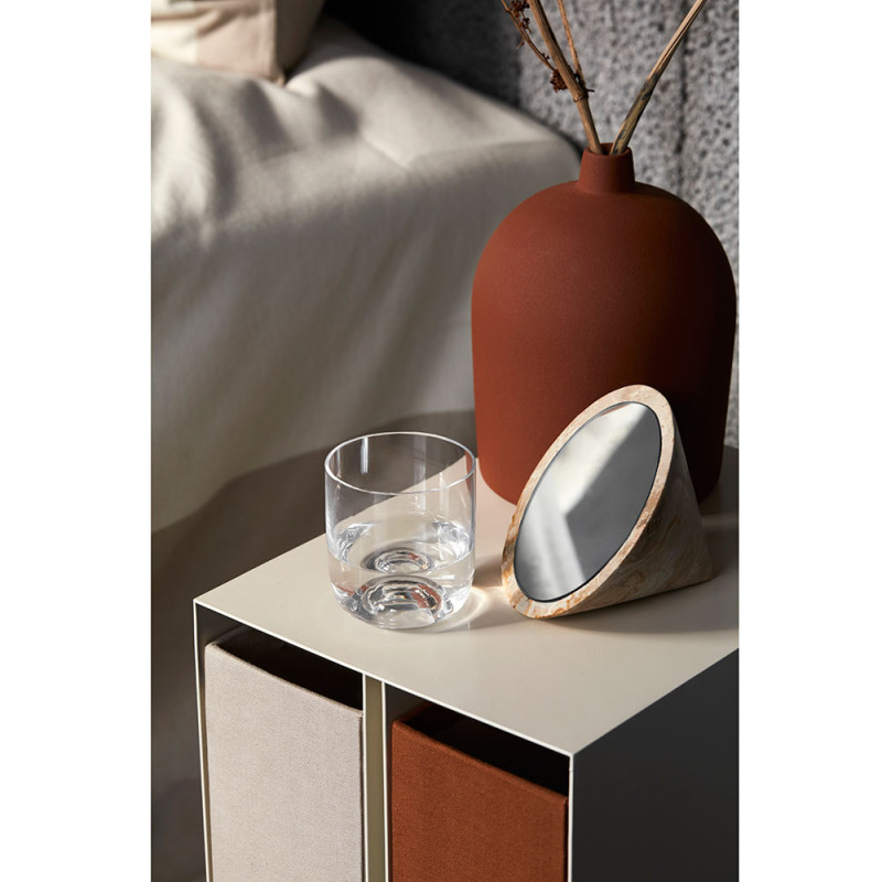 Spinning top mirror Kristina dam