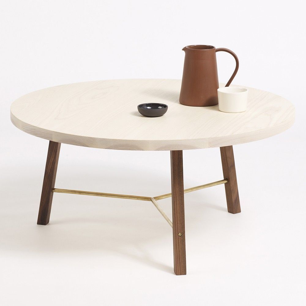 table basse bois series two mise en scène by another country