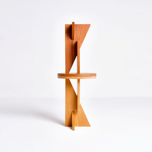 TABLE D'APPOINT FORMA by Axel Chay chene et iroko