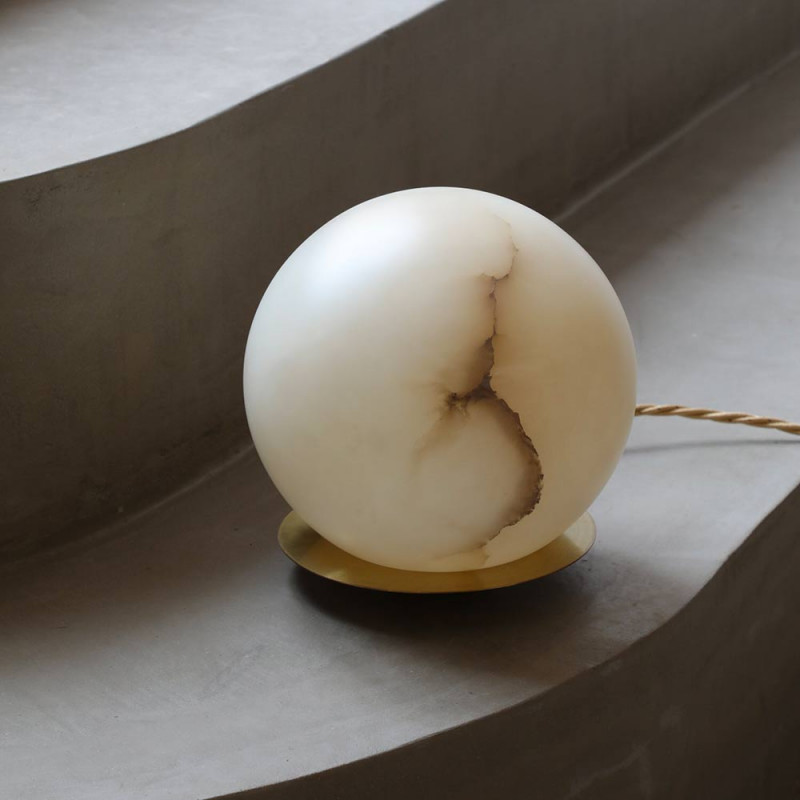 PLANETTE TABLE LIGHT by Contain