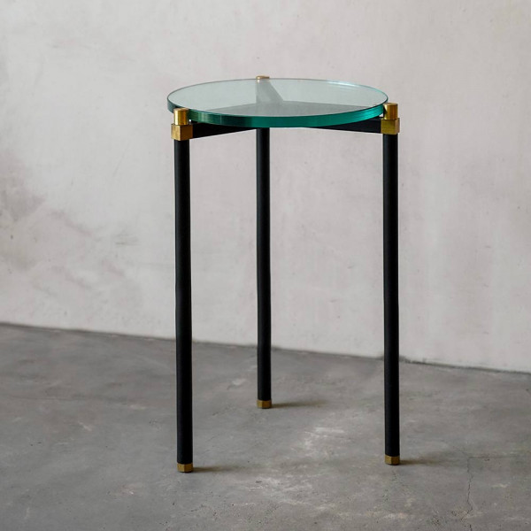 SIMPLE SIDE TABLE by Contain transparent