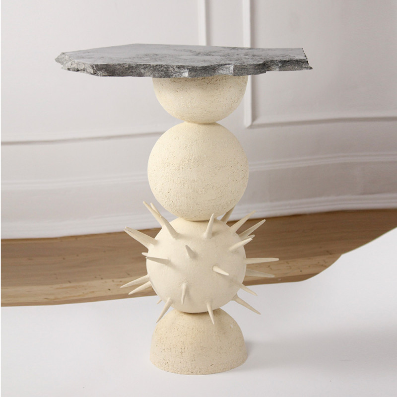 TABLE SOHO by Alan Louis