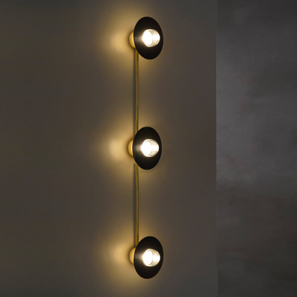 TRIPLE ALBA WALL LIGHT by Contain