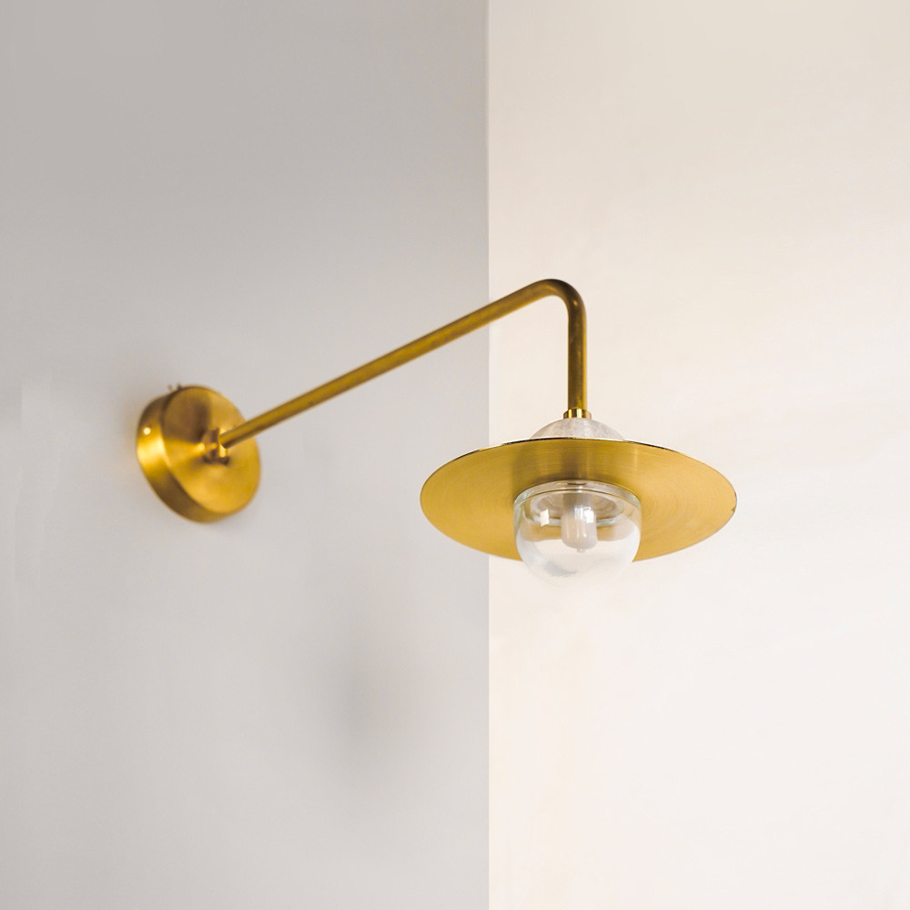APPLIQUE ANGLE ARM by Contain