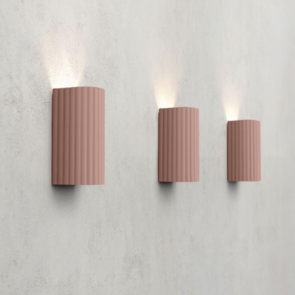 DONNA WALL LIGHT by Pholc