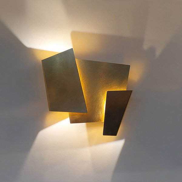 FOLDED WALL LIGHT by Ombre Portée