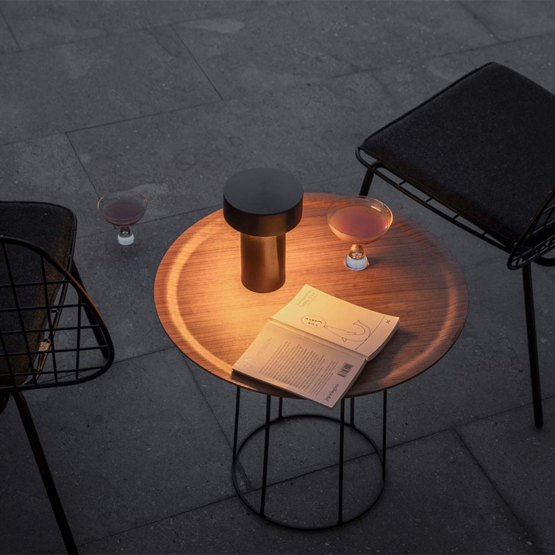 Lampe portable Column, Menu