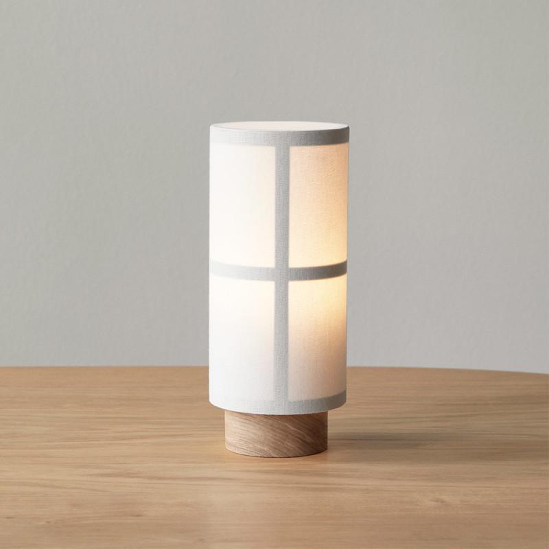 LAMPE DE TABLE HASHIRA PORTABLE by Menu