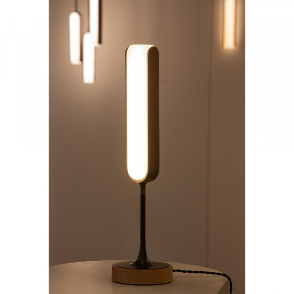 LAMPE DE TABLE QUATRE CENT QUARANTE by Entrelacs