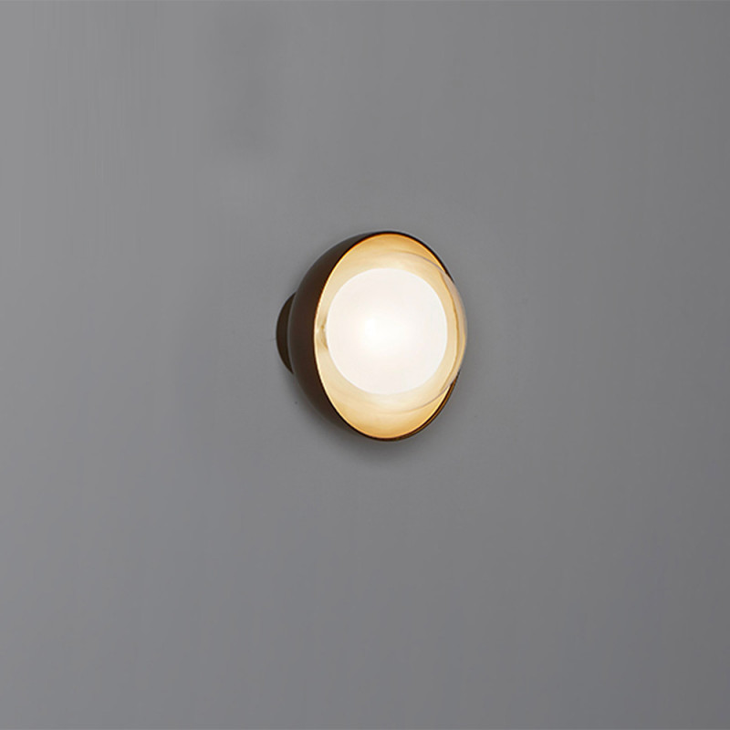 MUSE WALL LIGHT by TOOY