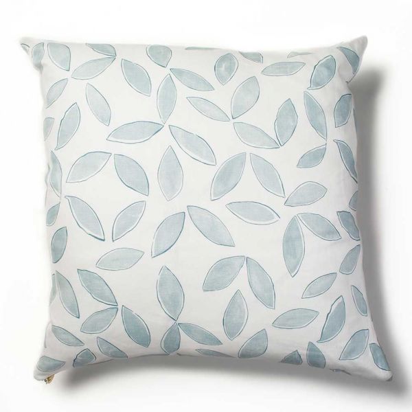 housse de coussin leaves by rebecca atwood