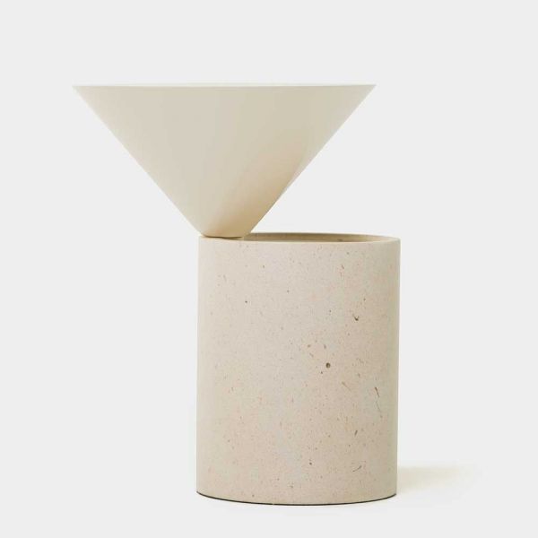 table d'appoint laurel fond blanc by de la Espada