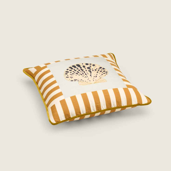 COUSSIN FAN CLUB by Bold and Panache