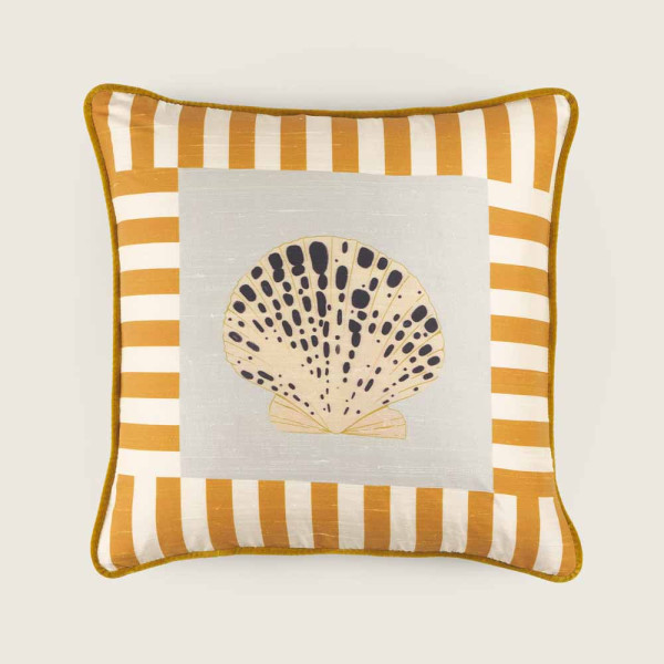 COUSSIN FAN CLUB by Bold and Panache