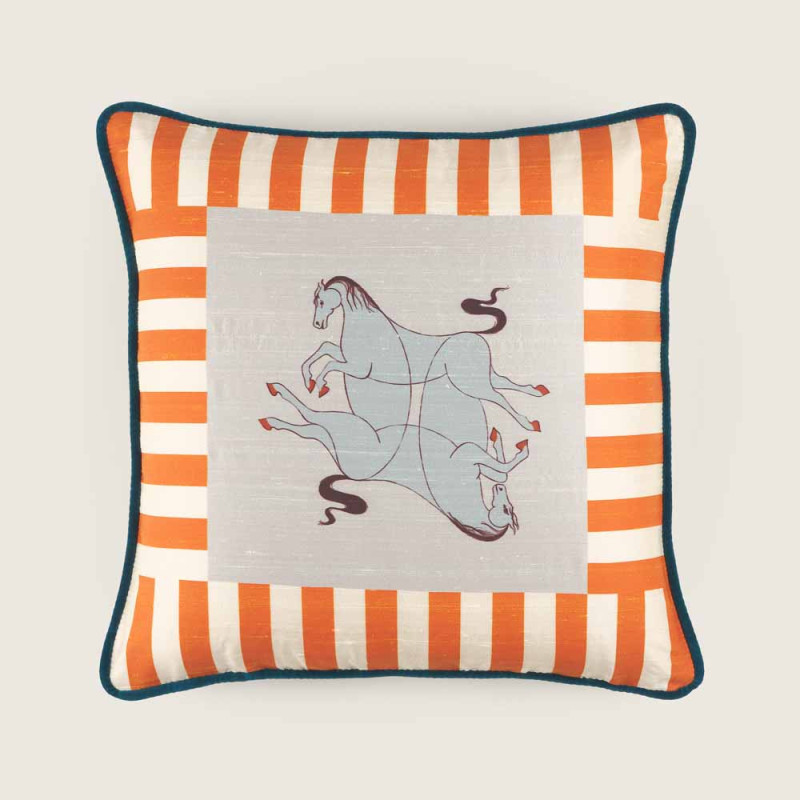 COUSSIN GEMINI by Bold and Panache
