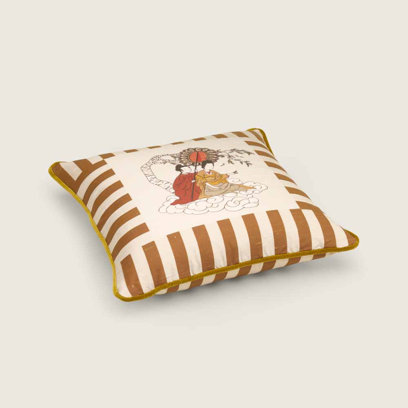 COUSSIN MADAME BUTTERFLY by Bold and Panache