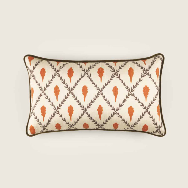 COUSSIN OAKLEAF Crème by Bold and Panache