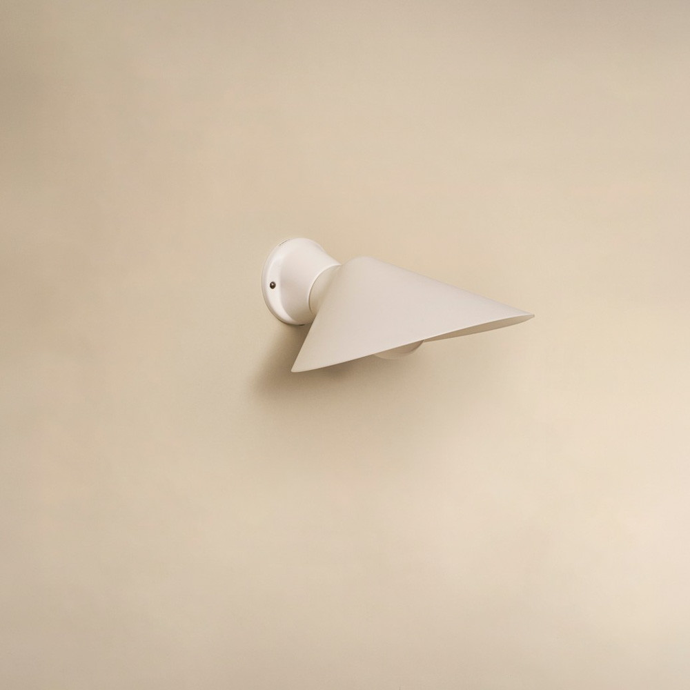 DCW Editions Plume Wall Light | Chiara Colombini
