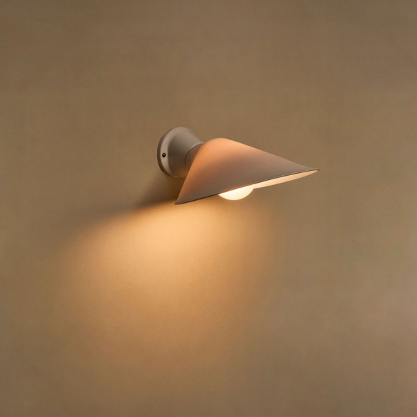 DCW Éditions Applique Plume | Chiara Colombini