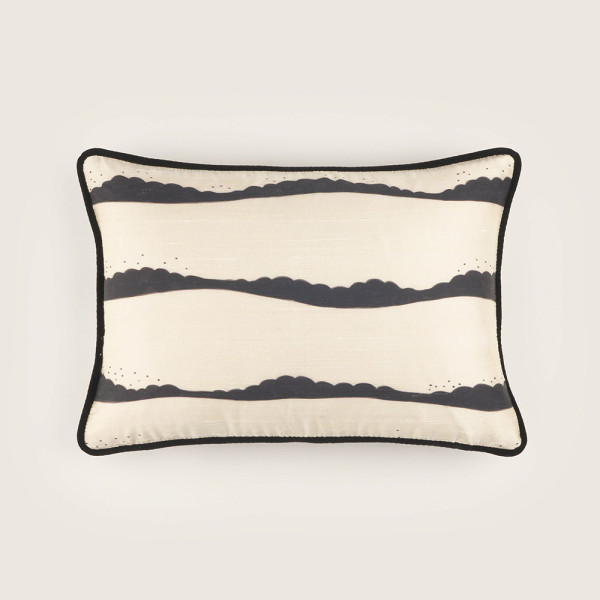COUSSIN TIDE by Bold and Panache onyx