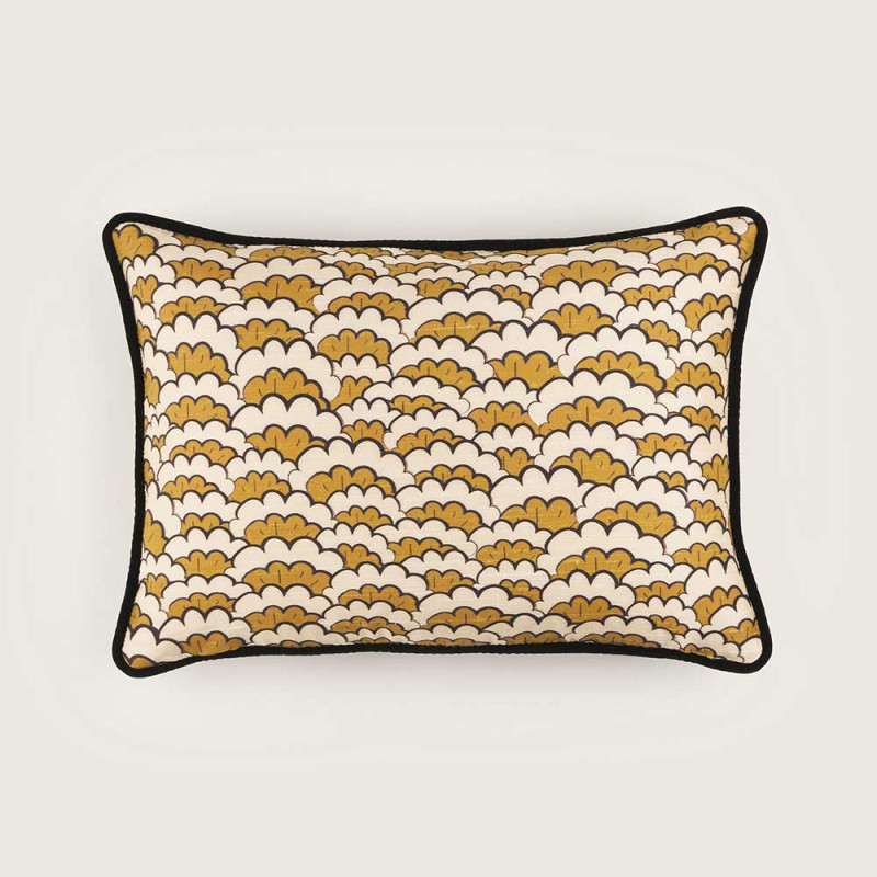 COUSSIN SHOAL by Bold and Panache Miel