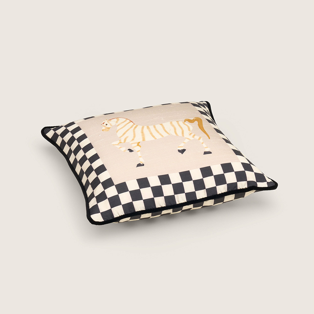 COUSSIN SAFARI CLUB by Bold and Panache Sable Argenté