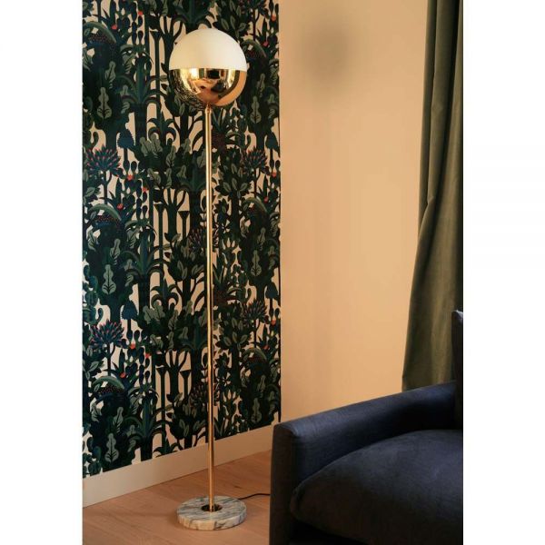 floor lamp 1 in a room by magic circus