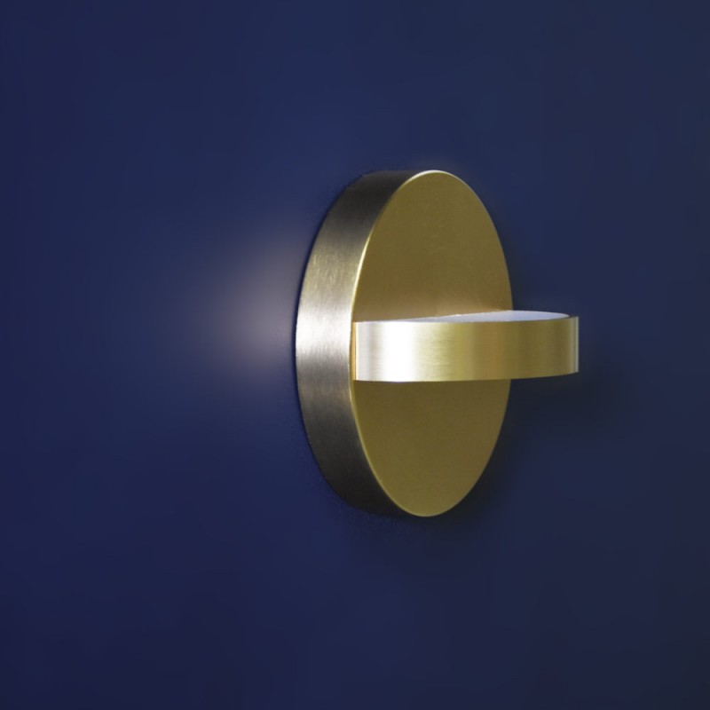 Applique Plus sur fonds bleu