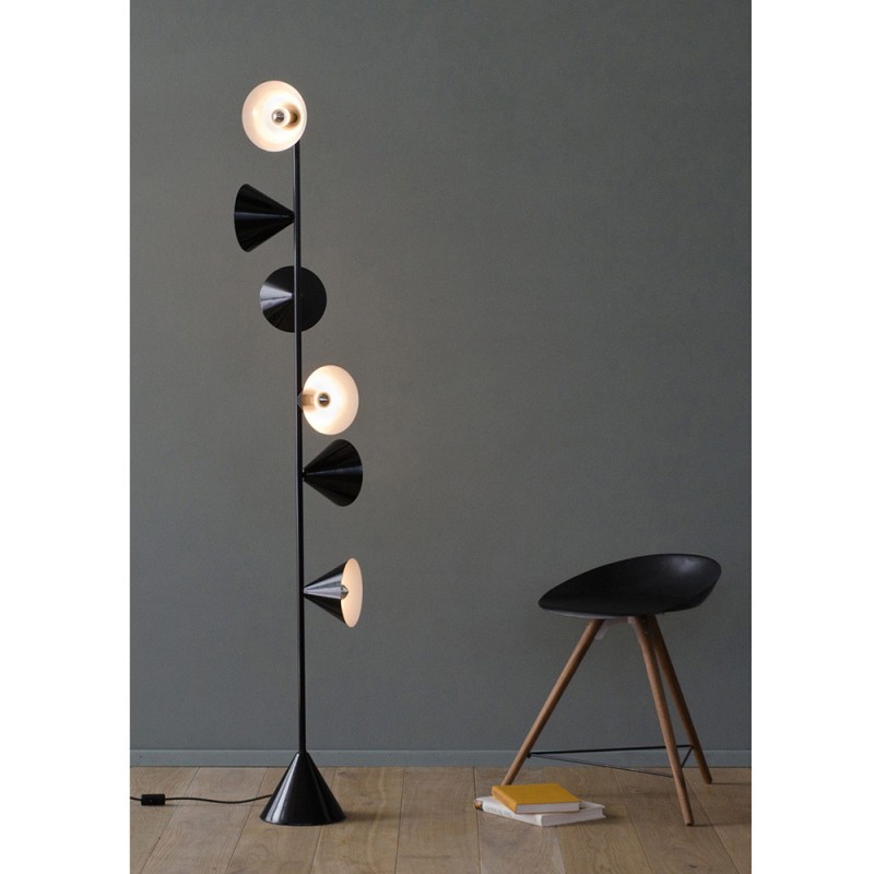 Vertical 1 floor light Atelier Areti styled