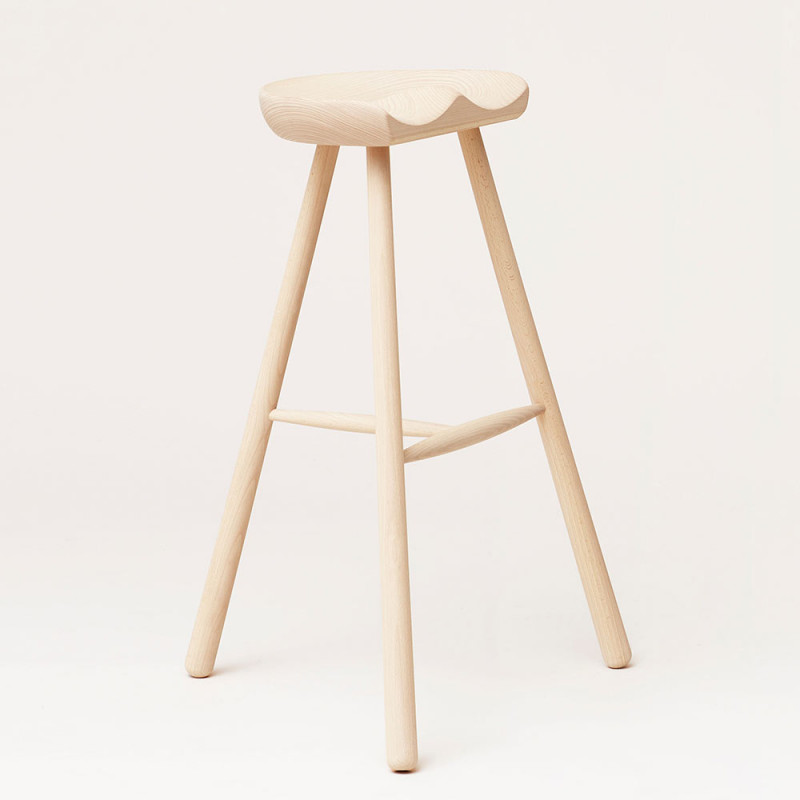 Tabouret shoemaker 78 hêtre Form and Refine