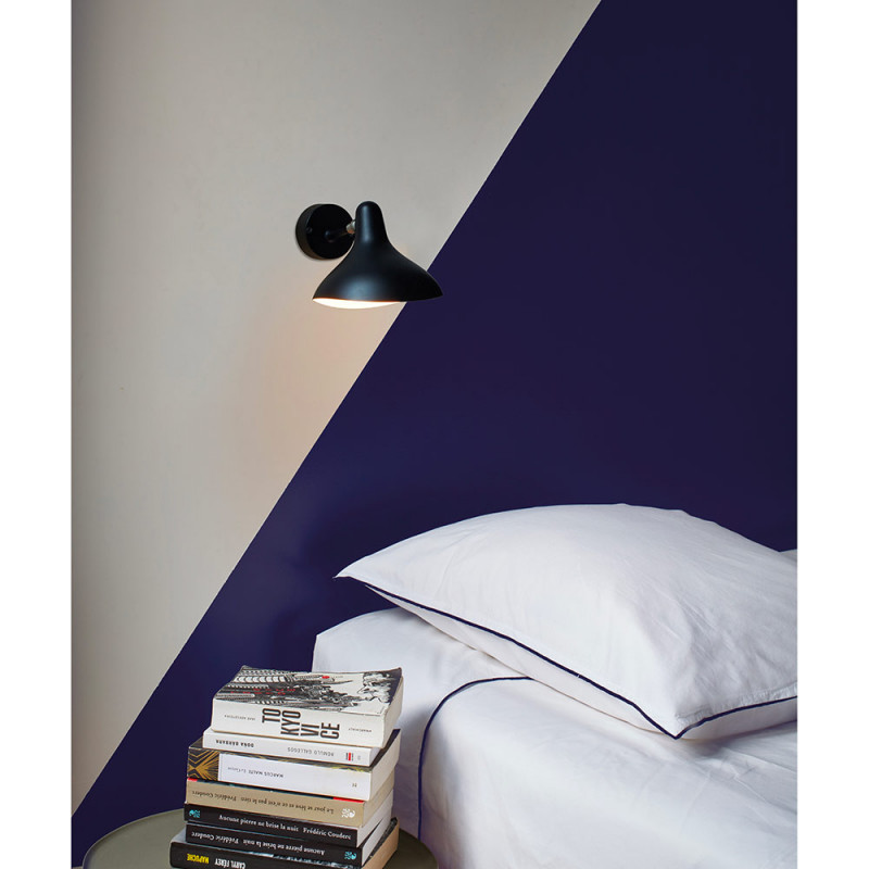 Mantis BS5 wall light by DCW Editions