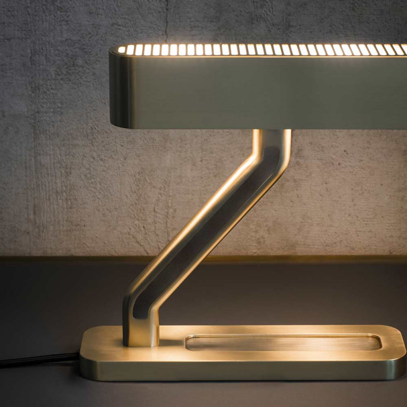 Colt table light brass