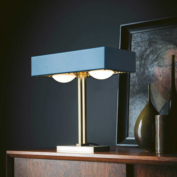 Lampe de table Kernel dans le salon