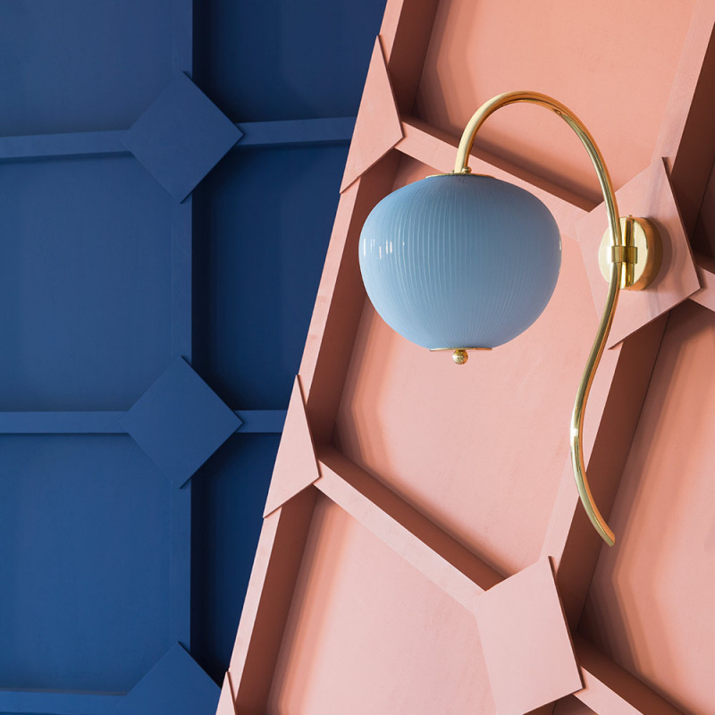 China 03 wall light opal grey by Magic Circus