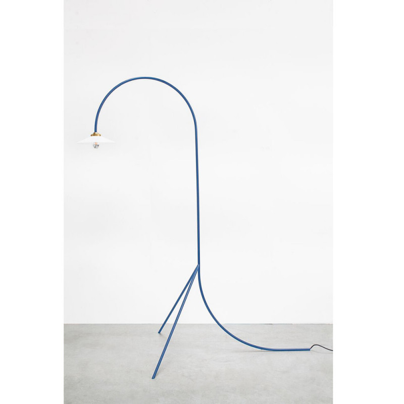 LAMPADAIRE N°1 by Valerie Objects bleu