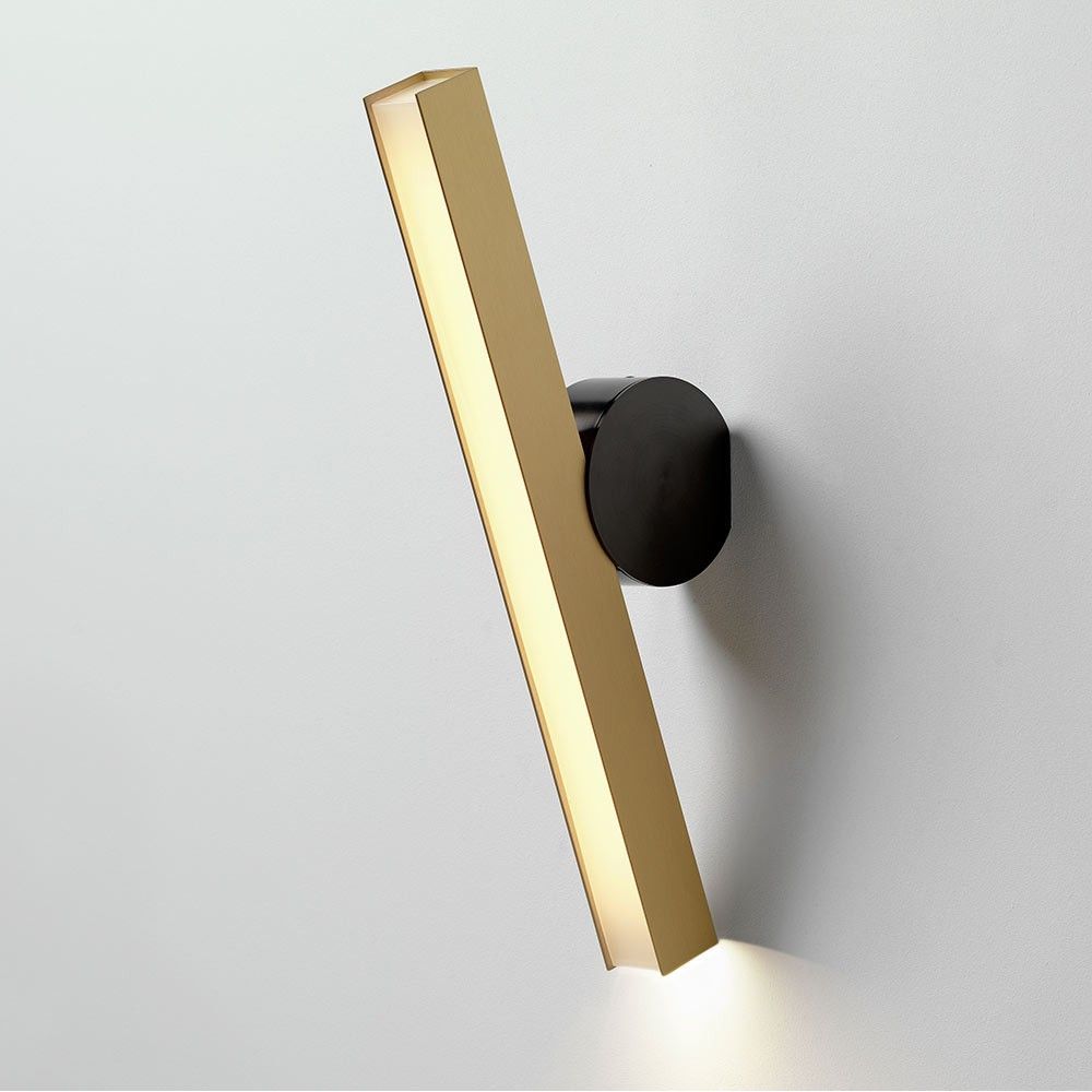 calee wall light by CVL