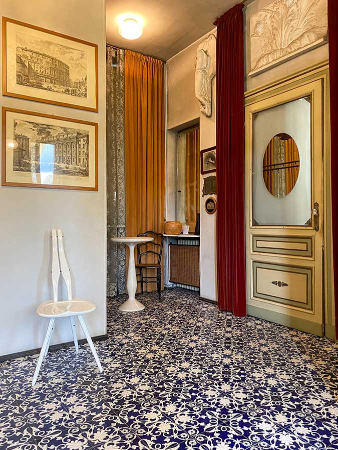 Casa-Carlo-Mollino-Entrance Aurélie Lecuyer, Grès